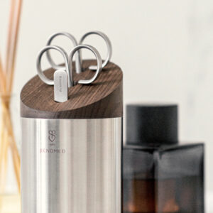 Professional Cosmetic TUBO set, 2 pairs of cosmetic scissors + tweezers, wooden display stand